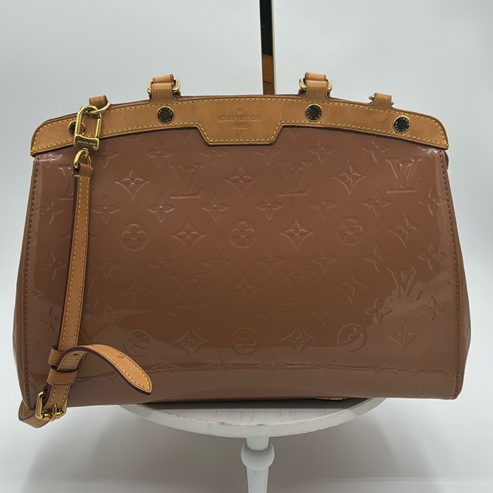 LOUIS VUITTON Vernis Brea 2-Way Handbag